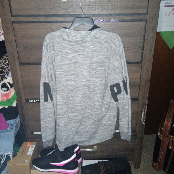 Victoria Secret PINK Grey Quarter Zip RETRO - Picture 6 of 7